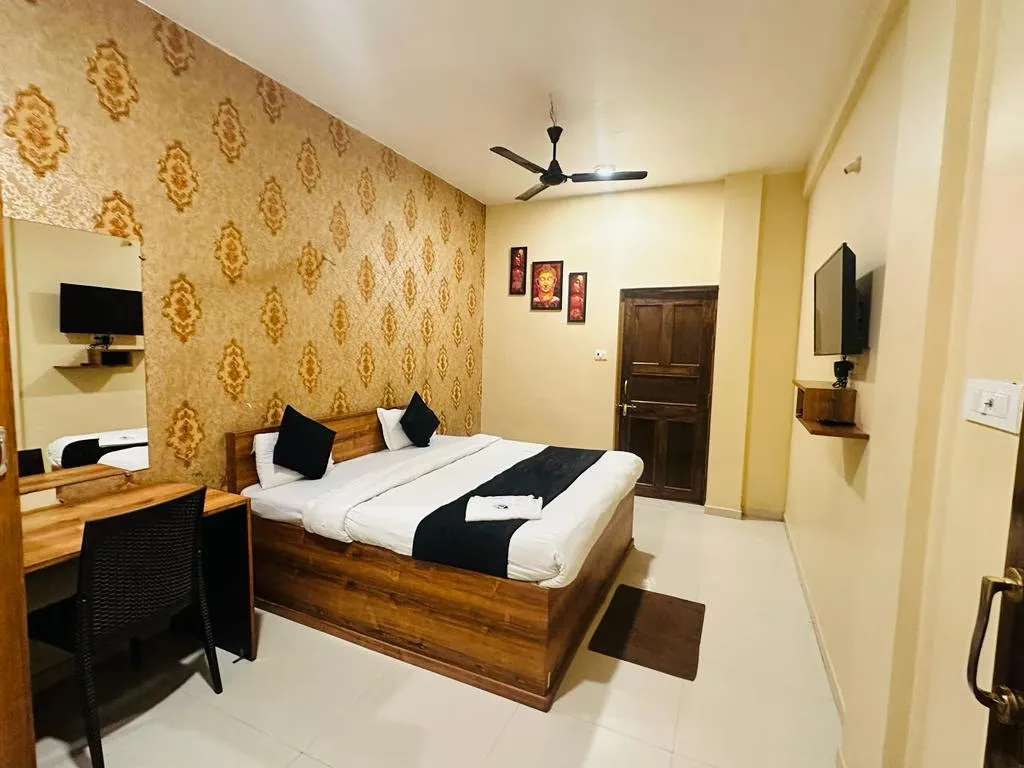 Standard Room at Hotel Neelkanth