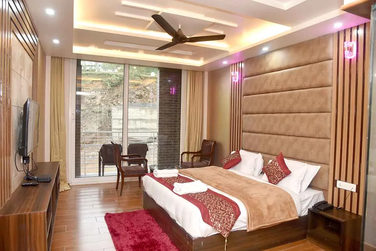 Premium Valley View Room at Shivalik Valley Resort